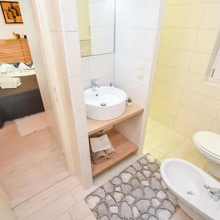 Apartment With A Parking Space Kastel Stari, - 15411 *